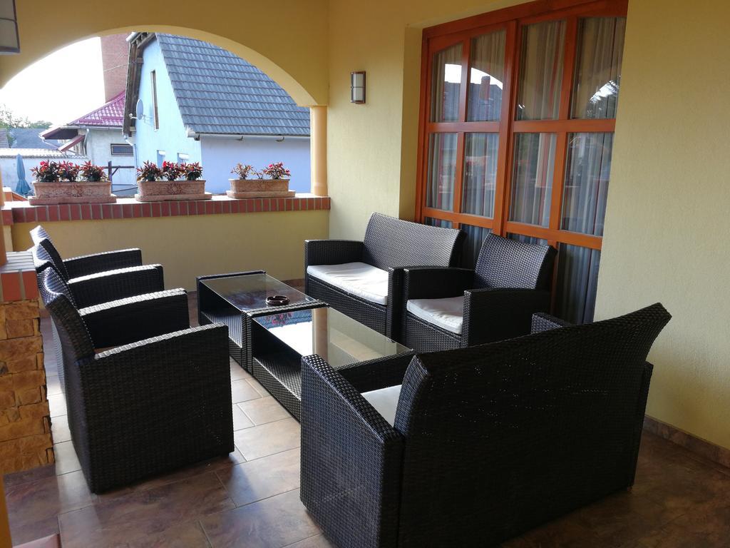 Vitis Vendeghaz Hotel Becsehely Exterior photo